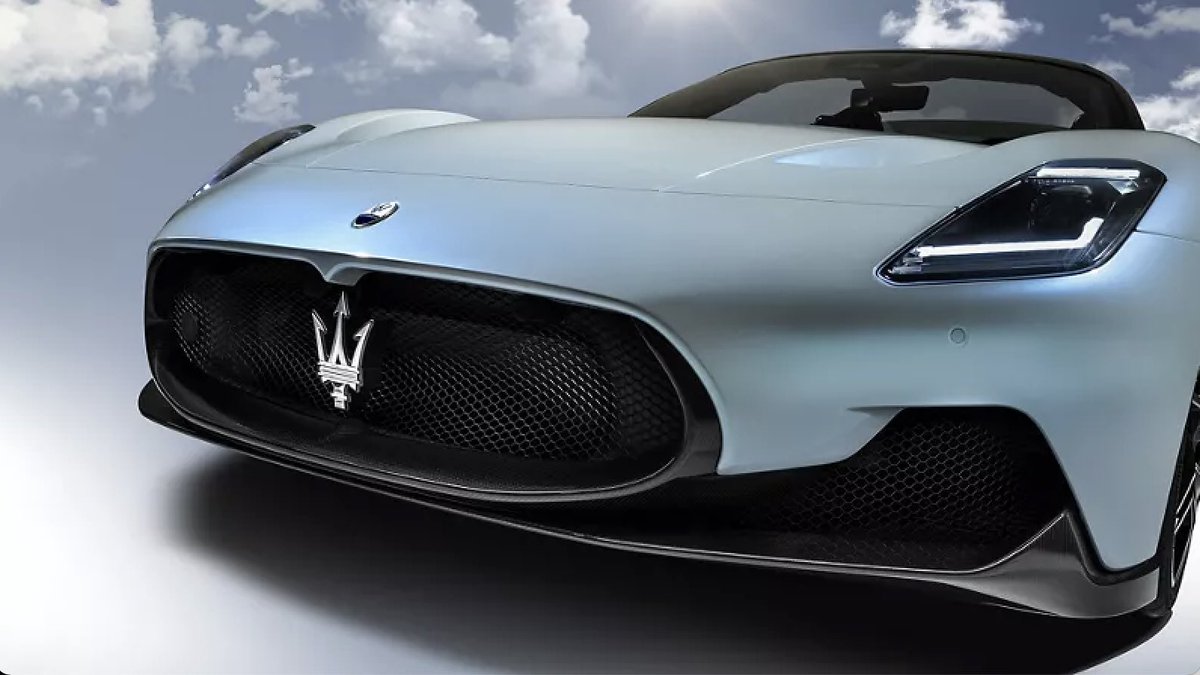 AndreaStillacci's tweet photo. That's a thrill. Maserati selected HEREZIE for the global launch of the brand new MC20 Cielo. Working with a passionate and dedicated advertiser like this one is a dream and we are up to the clouds. Thanks to the whole Maserati Team at the agency for such amazing achievement. https://t.co/sCanvw7Fwo