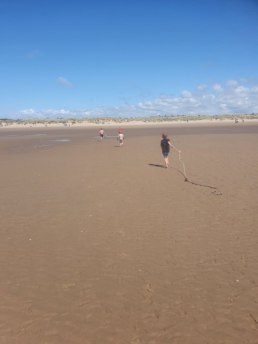 leoniegray86's tweet photo. First day of half term and it's a glorious one. https://t.co/bmZBWv0evE