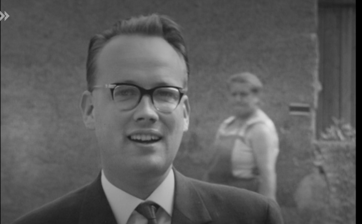 SmithHelmut's tweet photo. Working on the first generation of postwar Germans in small towns who began #Vergangenheitsaufarbeitung. Here is one: Theobald Nebel, teacher in the early 60s, in #Talheim, #BadenWuerttemberg. See charming clip! If u have any info, please comment or dm me!
https://t.co/7JYpNEA3jq https://t.co/ka6ErXfzvF