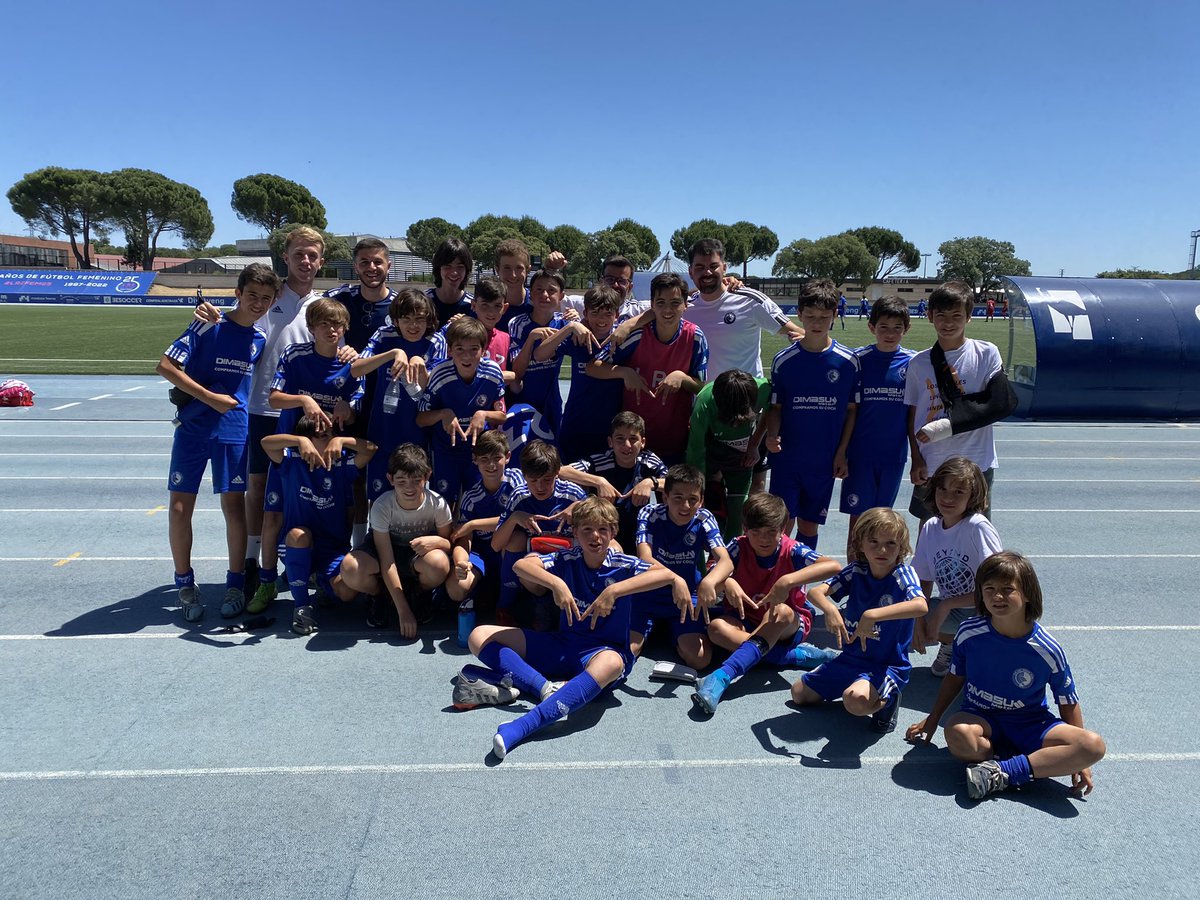CANTERA| Infantil D 2-1 Unión Europa Sanse

⚽️ Feito
⚽️ Luis

Resultado corto en un partido dominado. Acabamos la temporada con una victoria y una gran evolución en el juego. Orgullosos del grupo de <a href="/richiesquilas/">Richi Esquilas</a>.

#CorazonAzul | 💙
#MetodoLRZ