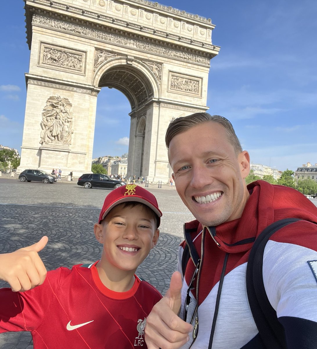 LivEchoLFC's tweet photo. Once a Red, always a Red!

Lucas Leiva in Paris to watch Liverpool ❤️ https://t.co/HYoNar2tTT