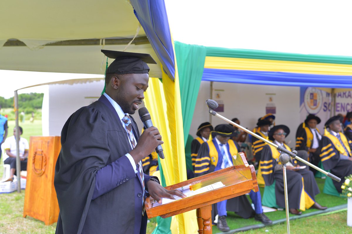 MbararaUST's tweet photo. Special thanks to our faculty for making #MUST28THGRAD a success. Kudos ππππ
@soloagum
@aalenyo
@BulondoFredrick
@MustBBA2009 @sg_must @alumni_MUST @MUSTphysio https://t.co/w5rWUhQLME