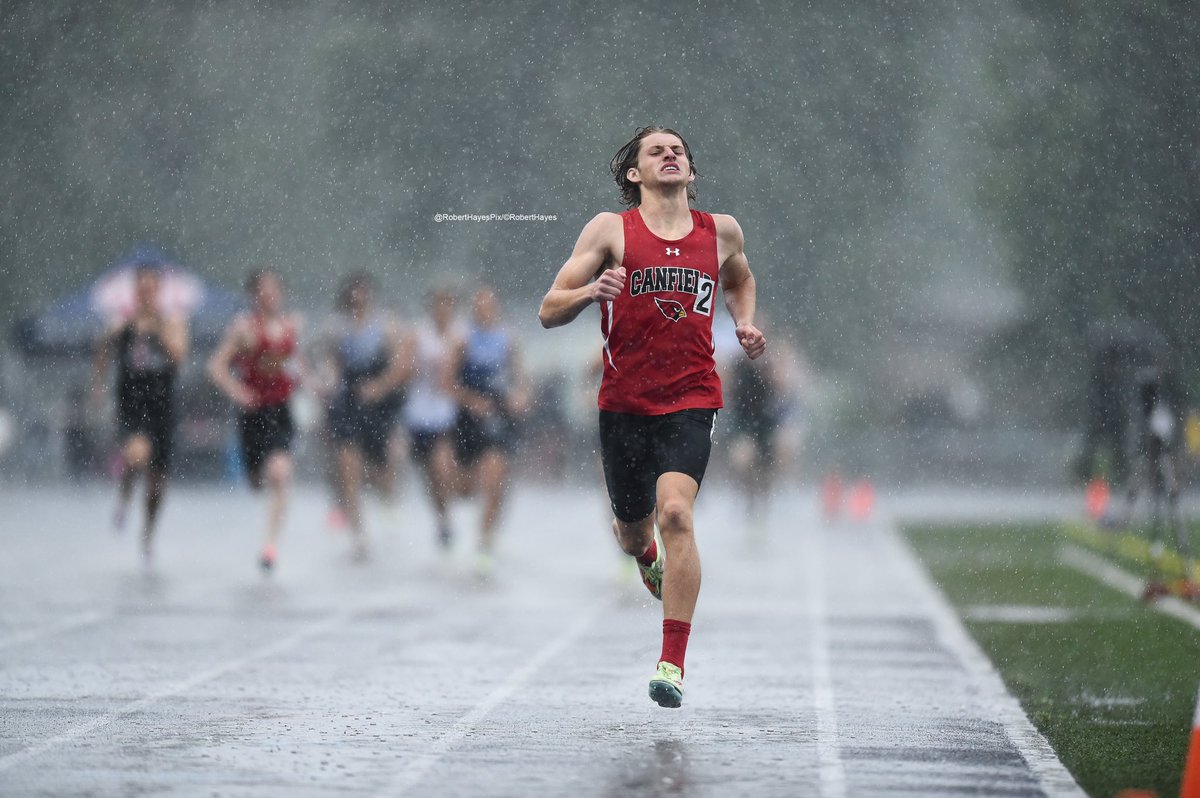 RobertHayes__'s tweet photo. Canfield’s @NickPlant18, @BoardmanTrackCC @LoganTh55057802, Chaney’s Rhiea Ann Gordon, Howland’s Connor Durig, and @Fitch_Track Savannah Jones  were among the athletes that battled the elements and booked trips to Columbus. @TribChronSports 

📰🏃🏃‍♀️: https://t.co/yz6qi5Velf https://t.co/YIk1JA48Jo