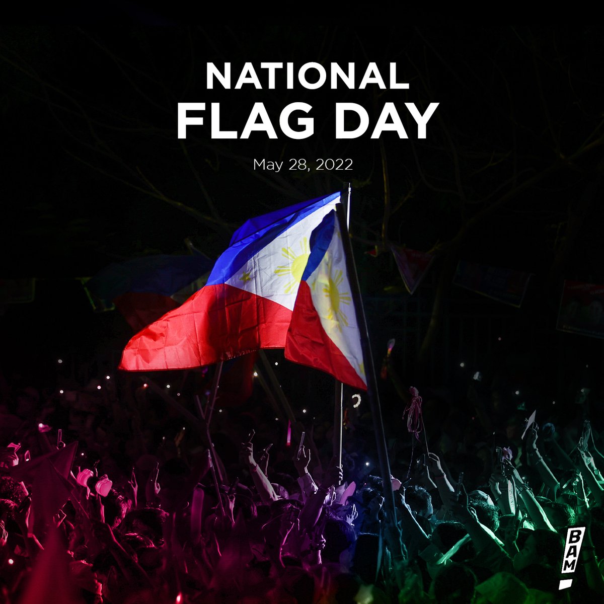 “Ang kislap ng watawat mo'y
tagumpay na nagniningning
Ang bituin at araw niya
kailan pa ma'y 'di magdidilim”

#NationalFlagDay2022