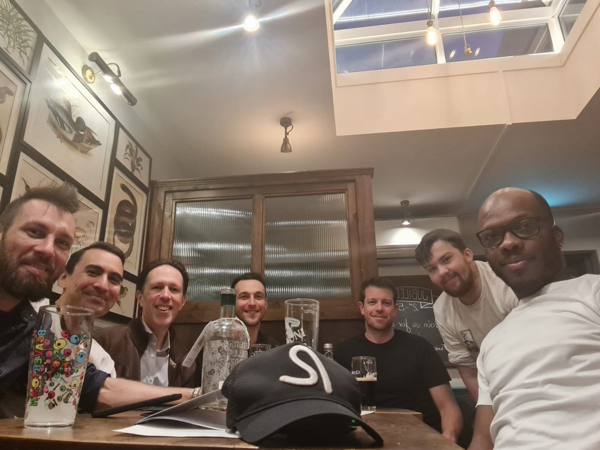 VelosportCC's tweet photo. Beers chips and chats! Great to see you all at the monthly Club social event on Thursday. Looking for to next months event! https://t.co/AYH0QFGrwY