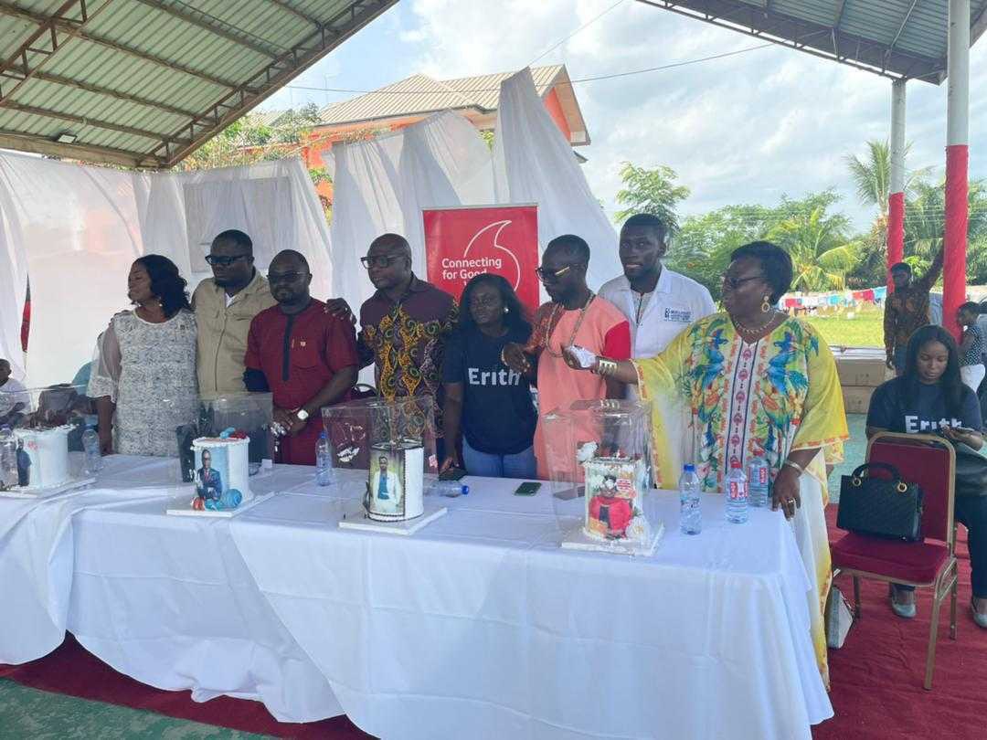 ErithHealth's tweet photo. for bringing us together to share love with the lovely community at @ProjectNyameNsa #donation #givingback #appreciation  #accraghana #erithtotheworld https://t.co/7PY6PMmhhG