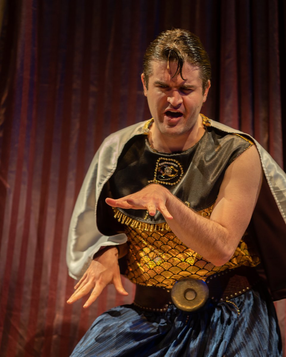 MTPLondon's tweet photo. Get ready for more hysterical laughs and toe-tapping songs! #MTPJoseph is back for two performances today on the Auburn Stage at the Grand Theatre @thegrandlondon ! #AnyDreamWillDo β€οΈπ§‘πππππ€π€
Photos by Bryan Nelson https://t.co/FLttCqrxFG