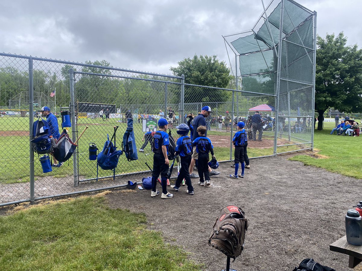 misscomboAP's tweet photo. Got to see some of my kids at the Mendon Memorial Day Baseball Tournament! There were lots of great hits and even better plays being made! Way to go, Bisons! 💙⚾️🤍 #hillschool #fourthgradecrew https://t.co/jlJiLODGn6