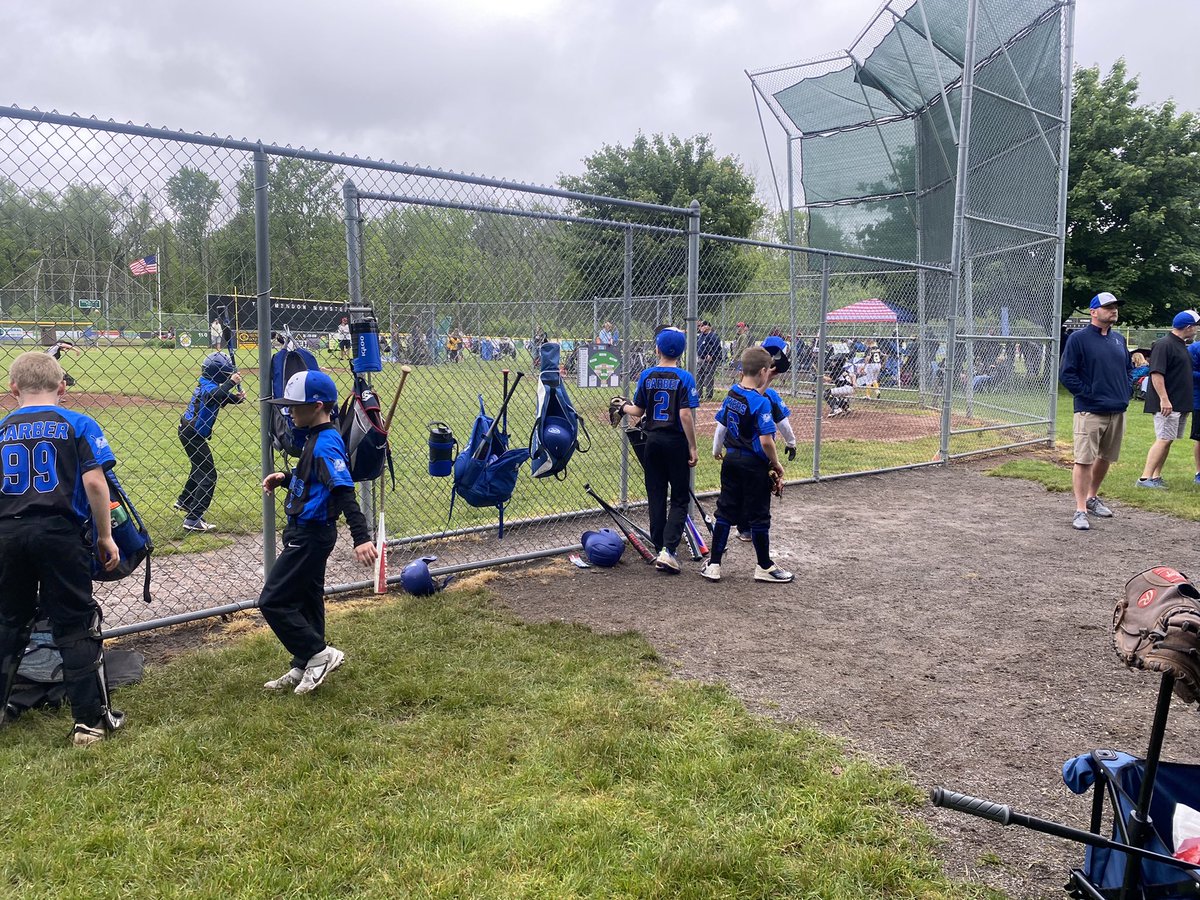 misscomboAP's tweet photo. Got to see some of my kids at the Mendon Memorial Day Baseball Tournament! There were lots of great hits and even better plays being made! Way to go, Bisons! 💙⚾️🤍 #hillschool #fourthgradecrew https://t.co/jlJiLODGn6