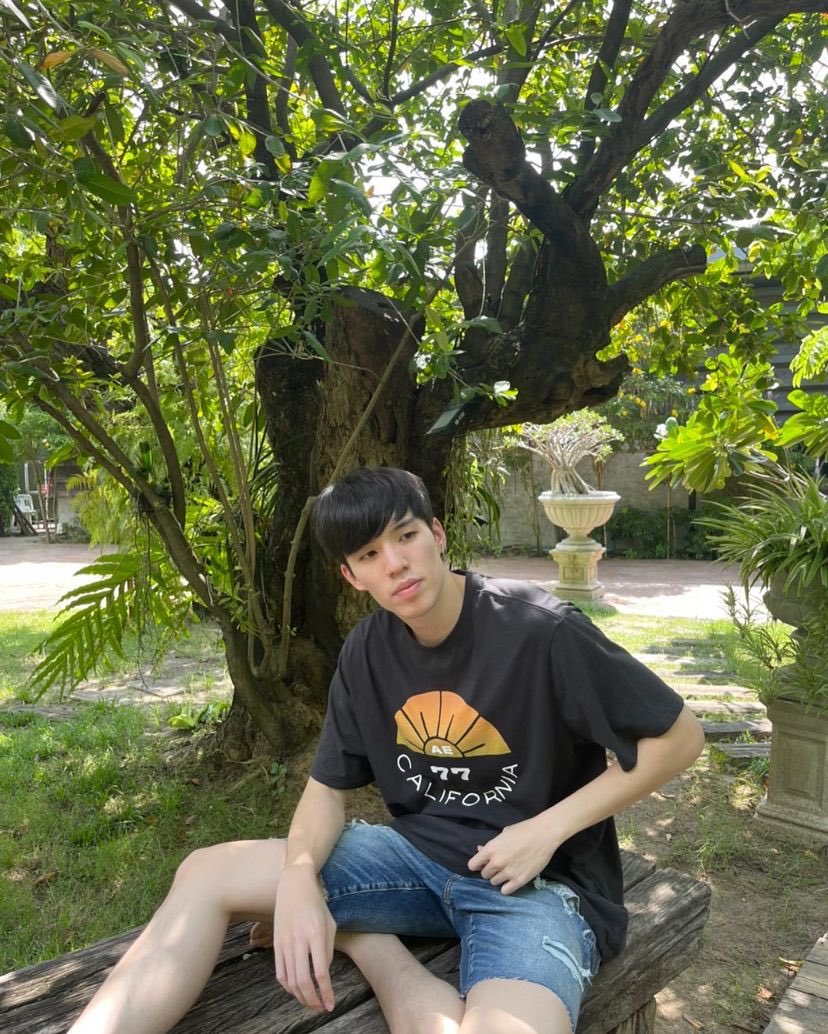 FansiteTae's tweet photo. Ig update : #taechayapat 

🍃🍃🍃 #AExME
#AmericanEagleยีนส์ที่ใช่สไตล์ที่ชอบ
@americaneagleth 

https://t.co/DtrFmF6Op9 https://t.co/1v1Sntyrg0