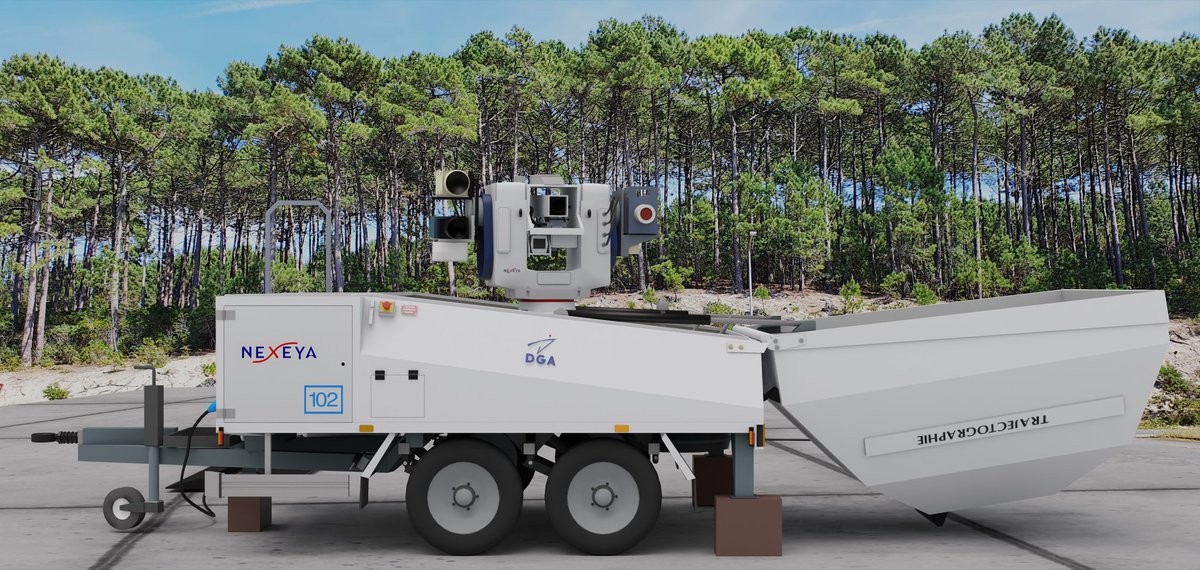 DGA's tweet photo. #RIHB A bord d’un camion technique du centre DGA Essais de missiles, suivez en live le show #aérien, filmé par une tourelle optique mobile, et venez vivre en réalité virtuelle des essais de missiles comme si vous y étiez
#TerritoiresDéfense #NotreDéfense https://t.co/Bd139wabK6