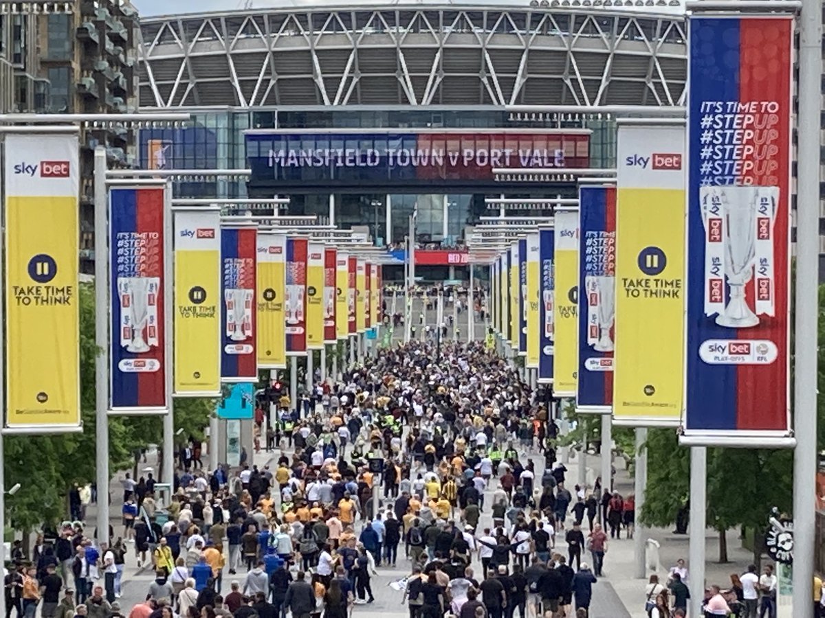 sarahjradio's tweet photo. Terrific excitement and great support from #Stags #MTFC fans #Wembleyweekend. Hear live commentary from inside with β¦@Matchtalkβ© β¦@JakeGarnerRadioβ© https://t.co/ziPQN3eNt0