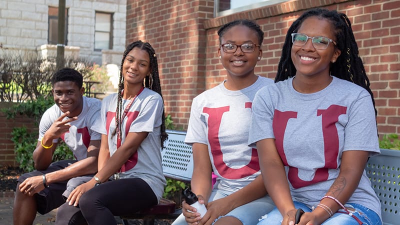 VAUnion1865's tweet photo. Show your #VUU #SpiritSaturday! Tag us in your #VUU gear! #UNIONite #pantherpride https://t.co/EajPui7LrW