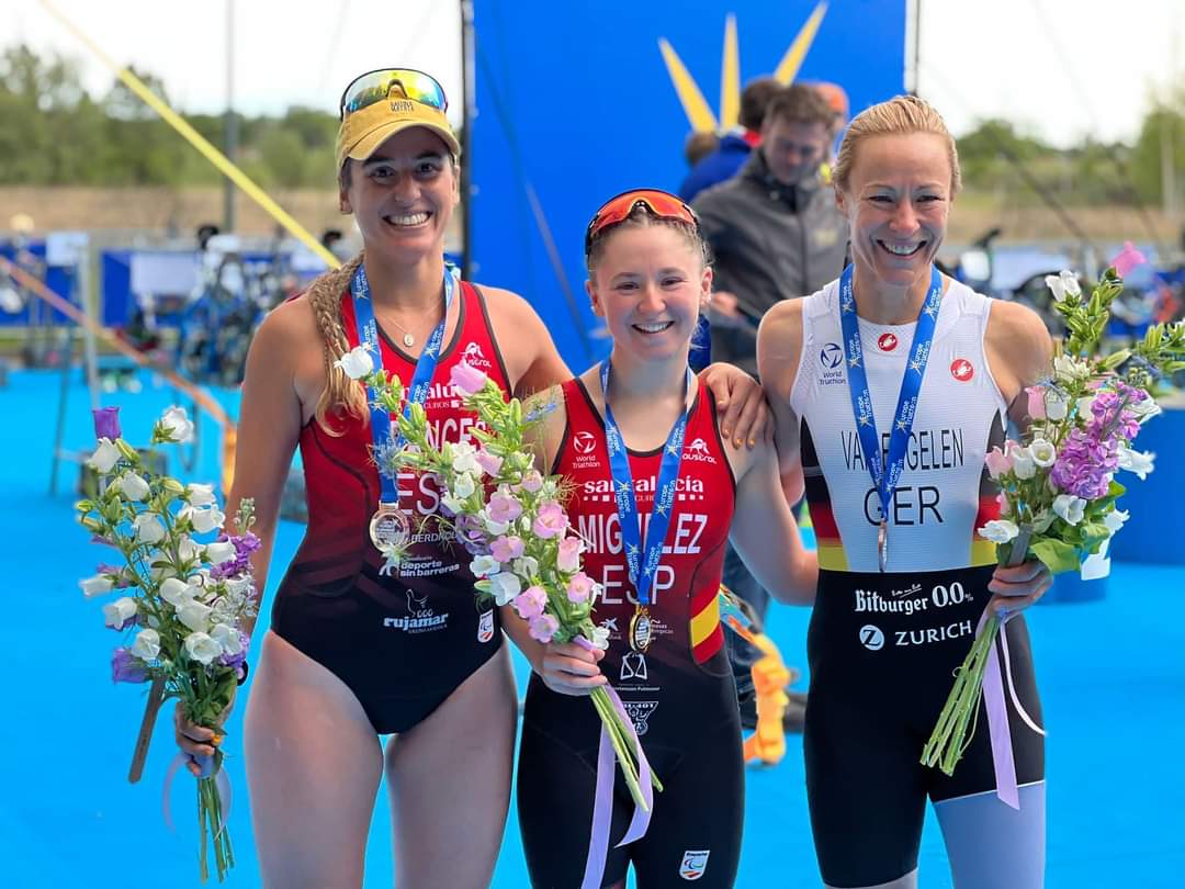 AytoParla's tweet photo. @Ramonjurado : "#AndreaMiguelez vecina de #Parla, y miembro del #ClubTriatlón401, se ha proclamado Campeona de Europa de Paratriatlón Sprint en Olsztyn, Polonia.

Enhorabuena, eres un ejemplo de superación y en tu ciudad nos sentimos muy orgullosos de ti".

#OrgulloDeParla https://t.co/T8pjZX2fer