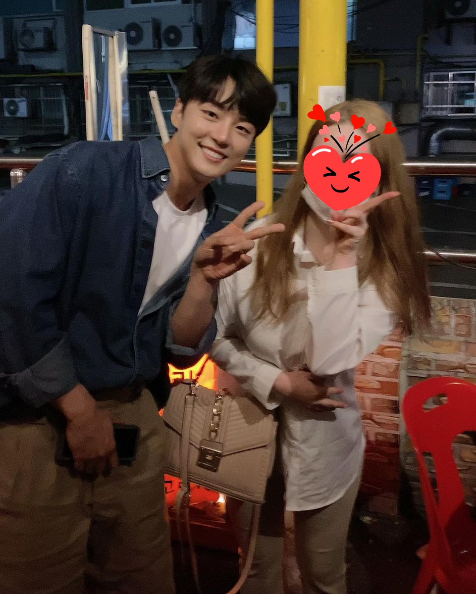 susanna_sy926's tweet photo. 정말 존경하는 분 ❣️ 
성격까지 모든것이 완벽한 배우님 사랑합니다. 

#미소천사님 #윤시윤 #연예인 #yoonsiyoon 

https://t.co/7GaIQCpxIC https://t.co/zH0isgnPIK