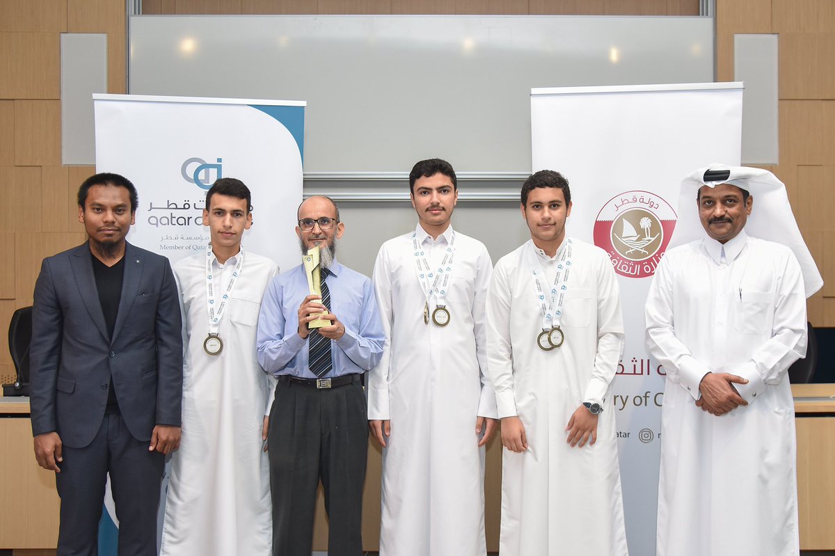 QatarDebate's tweet photo. Arabic #QPSDL Season (boys)

🥇League champions: Almaahad Alddine

🥈QPSDL 2nd place: Al Andalus School 

🥉QPSDL 3rd place: Palestinian School

#QatarDebate https://t.co/mmgDBCcKgJ