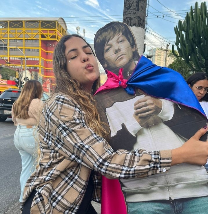 larrycandie_'s tweet photo. EU VOU VER O LOUISSS https://t.co/UxlV5LNxKz
