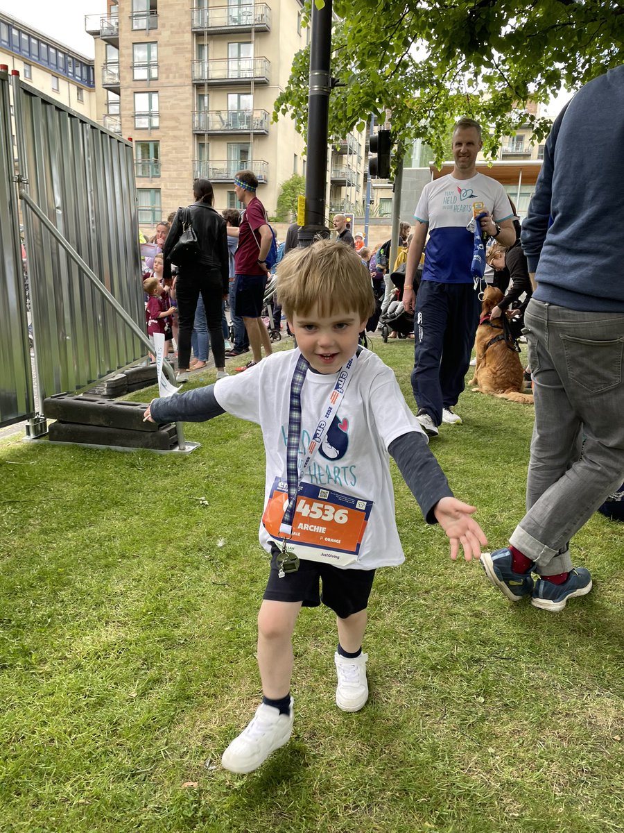 RaeburnMrs's tweet photo. My wee champ ran his first official 1km race today at the Edinburgh Marathon festival. 💙🏃‍♂️#proudmummoment @Calderwood_Pri https://t.co/xC6EAAnzmh