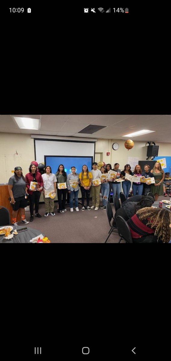 teamtreff's tweet photo. CHS Girls Basketball Banquet 2022! I enjoyed watching this team and these ladies grow. We are saying goodbye to 5 seniors this year. They have definitely raised the bar for the girls who will be following them.Proud to be a yellowjacket🐝@ColtonJUSD @CHS_LadyJackets @CHSJackets_ https://t.co/BPpw0bovRn