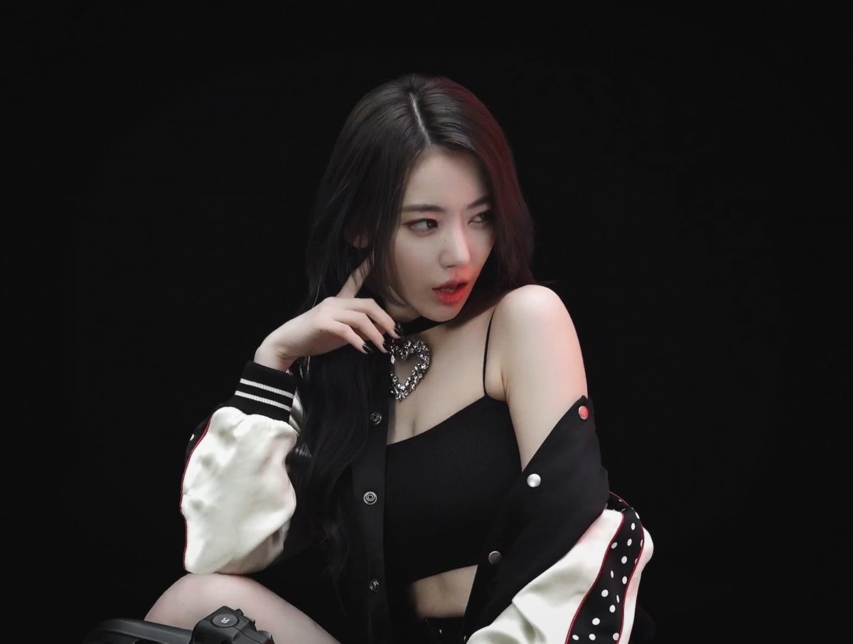 dont_need_yl's tweet photo. #🌸📸

     « 𝐲𝐨𝐮 𝐬𝐡𝐨𝐮𝐥𝐝 𝐜𝐚𝐥𝐥 𝐦𝐞 𝐤𝐚𝐰𝐚𝐢𝐢
        𝐩𝐥𝐚𝐲 𝐢𝐭 𝐥𝐢𝐤𝐞 𝐚 𝐡𝐞𝐧𝐭𝐚𝐢 » https://t.co/wKM3JssZ5q
