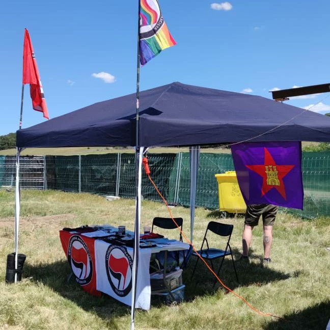 Ya estamos en #Segorock2022 con el puesto de material de la coordinadora. Lo recaudado va a la caja de resistencia del colectivo.

Pasad buen festival!