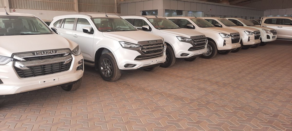 جيوب أيسوزو muxالشكل الجديد 
موديل 2022