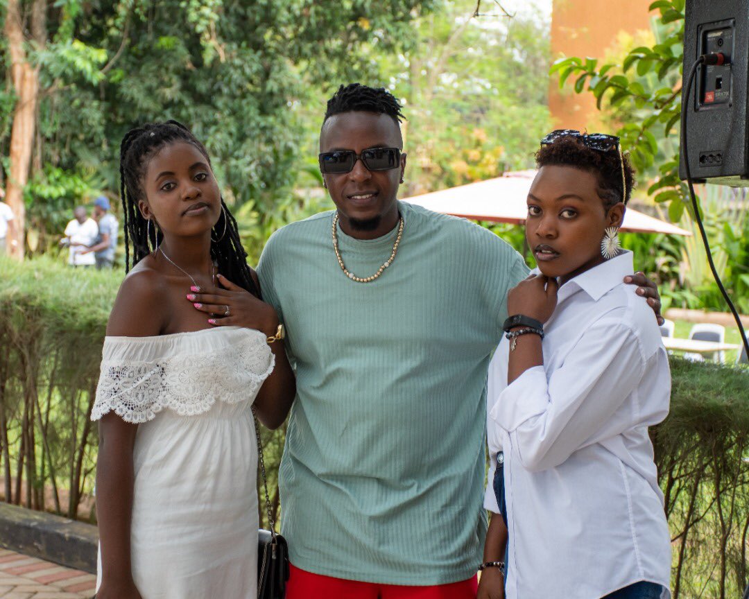 nbstv's tweet photo. Tonight, there are a few shortcuts to happiness, and rocking the #WhitePoolParty is one of them. 

Let the good vibes flow…. 💃🕺

📸 @izyphotography1 #NBSSNL https://t.co/NFF4BWub4F