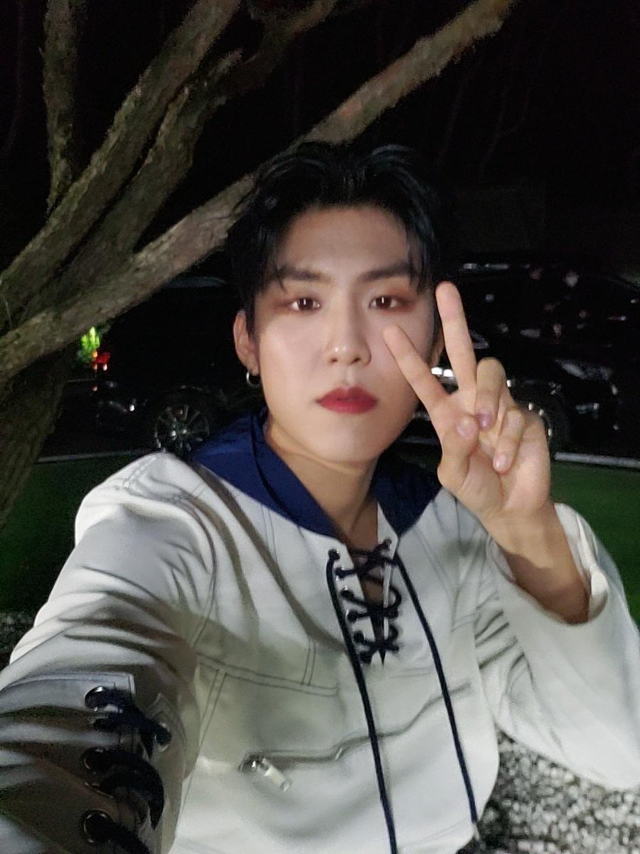 dnwlsejrwlf3's tweet photo. FNS #AB6IX #박우진 

[ 서원밸리 가보자 ] https://t.co/hGhmJHq4GA