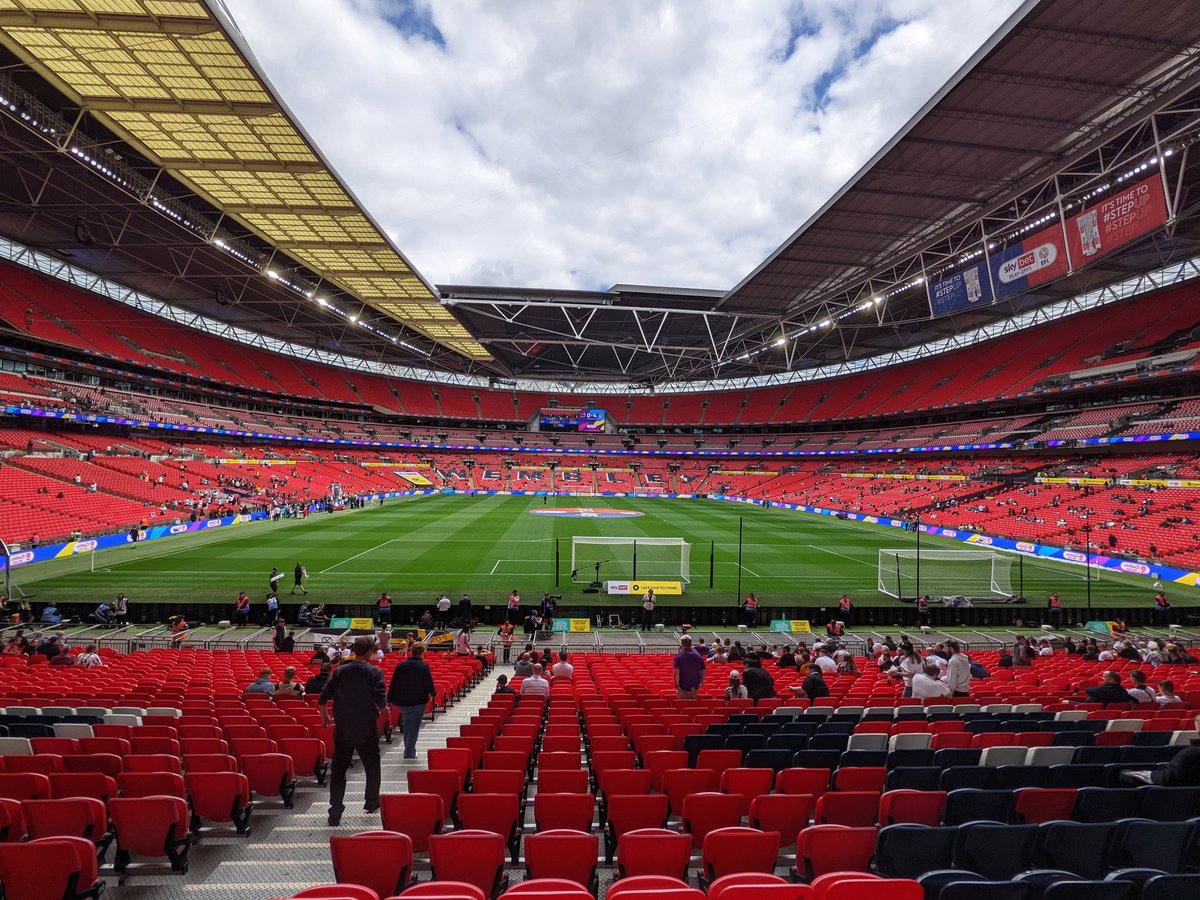 Aaron Hall tweet media