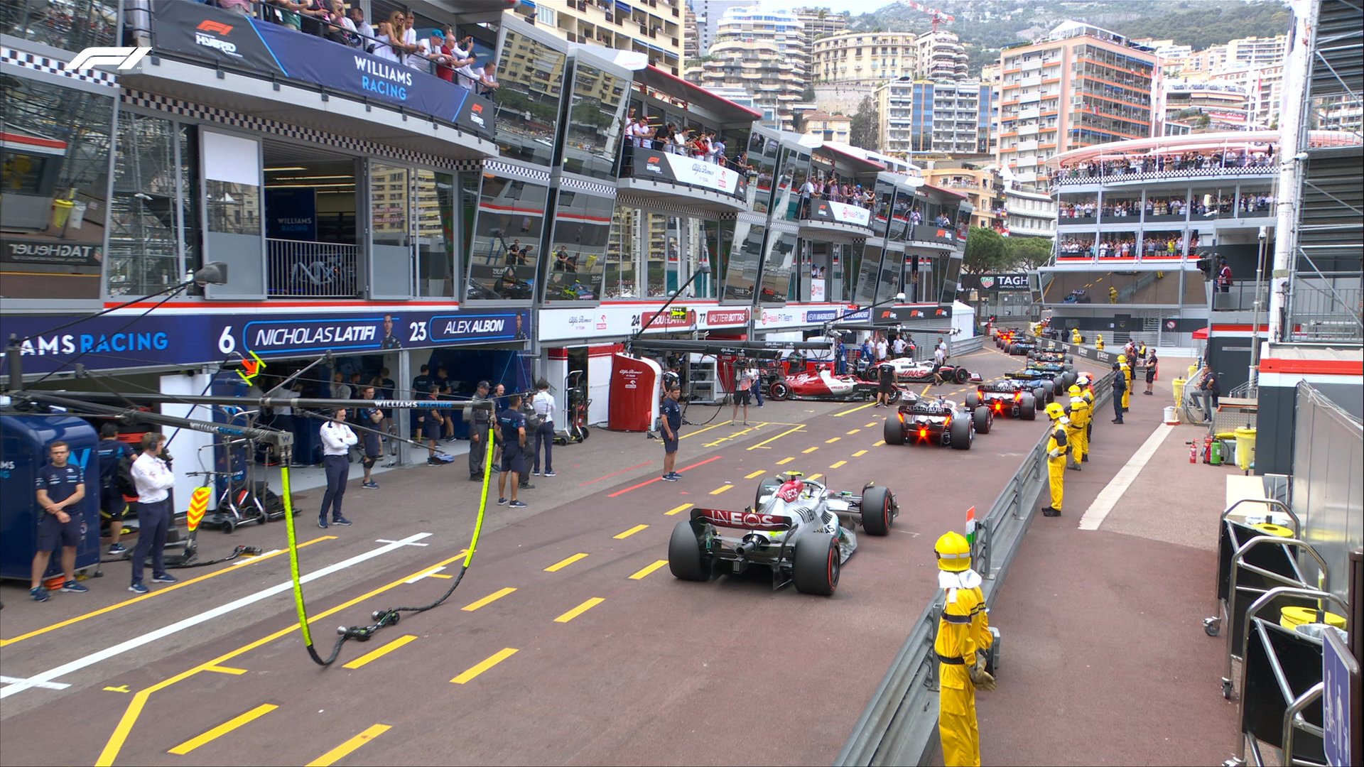 F1 Pit Lane congestion