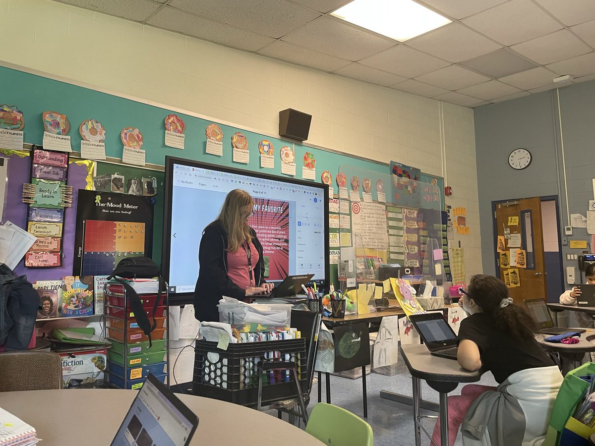 Had the honor and pleasure of having our awesome <a href="/ITFZoutis/">Helen Zoutis</a> assist our scholars with Book Creator this week! They are doing phenomenal with their Marine Life writing pieces! We have the best staff <a href="/VailsGateBP/">C.Briscoe Perez</a> <a href="/VailsGateEC/">Eileen Cruz</a>