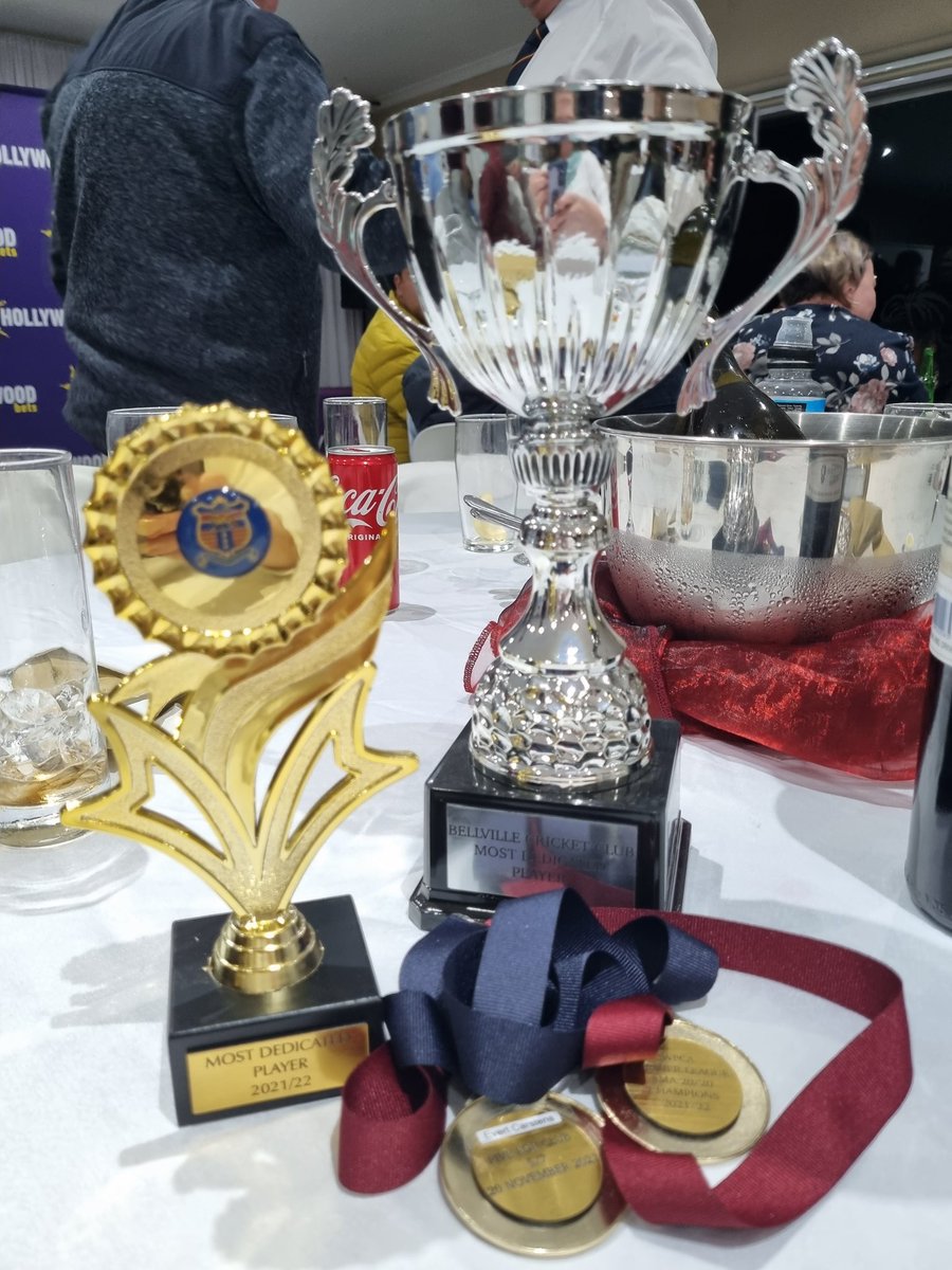 Well done Evert with your award at Bellville Cricket Club as Most Dedicated player for the 2021/2022 season and medal for taking 5 wickets for 7runs
