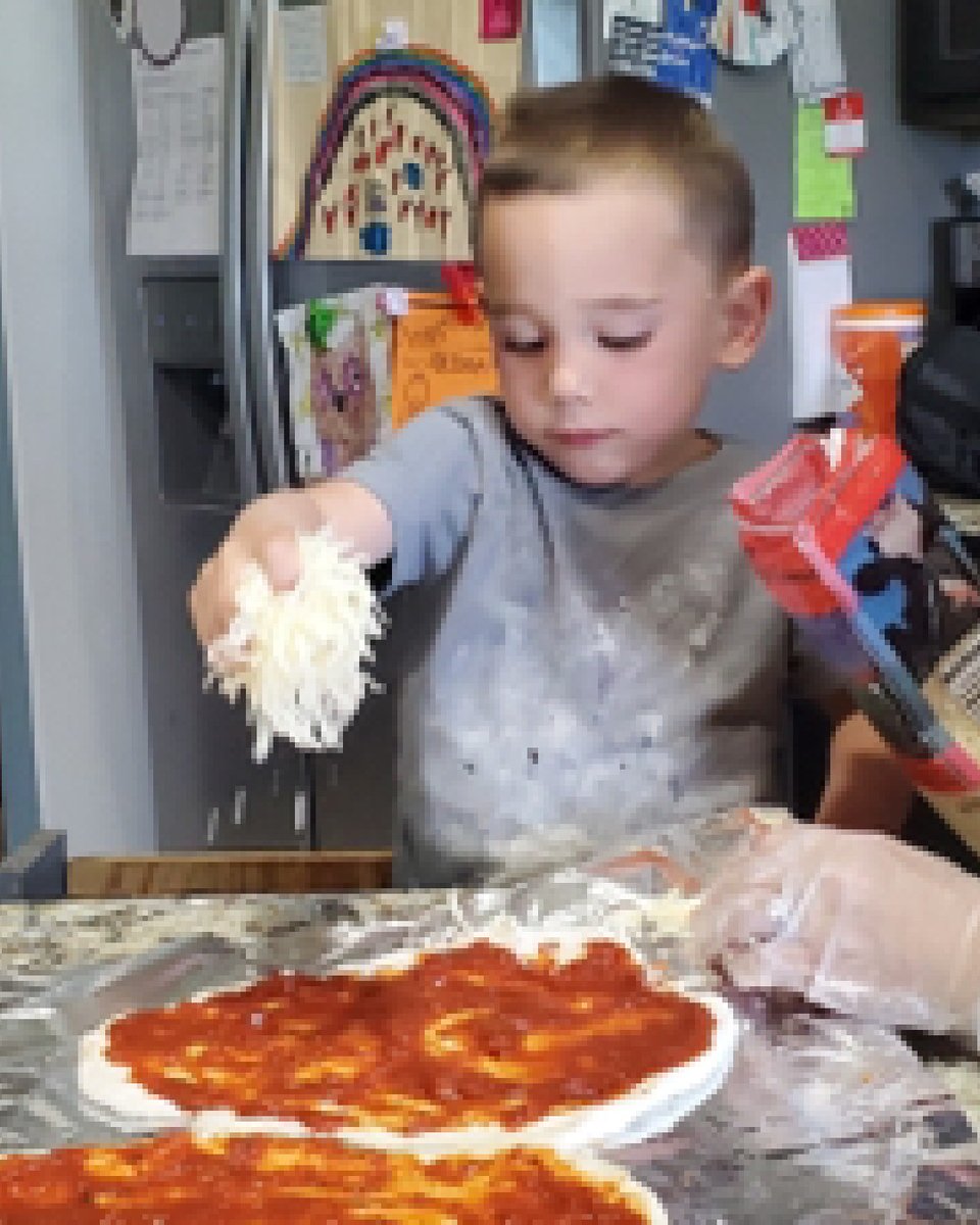 eastersealshou's tweet photo. Following a 2-3 step activity is not easy, but it’s much more fun when you can eat pizza at the end! #ECIWorks, check out what our team of experts can help your child ages 0-3 years accomplish at https://t.co/TxgqBCLuon!  #ECI #MTFFC 🍕 ❤️ https://t.co/KAwmOVdbWT