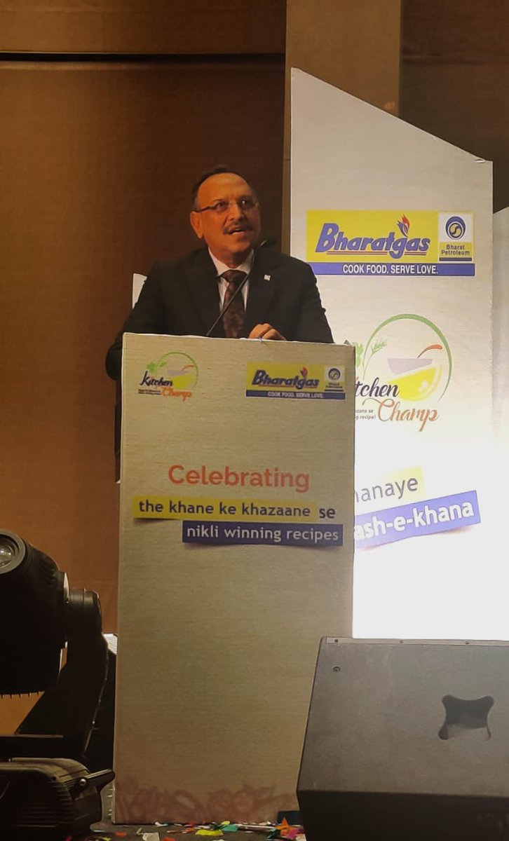 BPCLLoni's tweet photo. ED (I /C), LPG addressing the gathering at #kitchenchamp
@BPCLimited @BpclStateLPGUP @nairran1 @ashutoshbpcl https://t.co/g3oAy7Q5x8