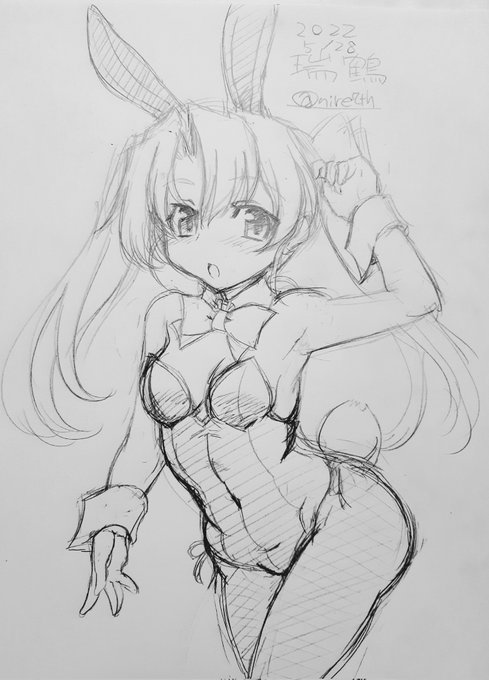 #瑞鶴
#艦これ版深夜の真剣お絵描き60分一本勝負
#艦これ版真剣お絵描き60分一本勝負_20220528
ばにー。
部屋のプラモ積み直してたら遅刻しちゃった。 