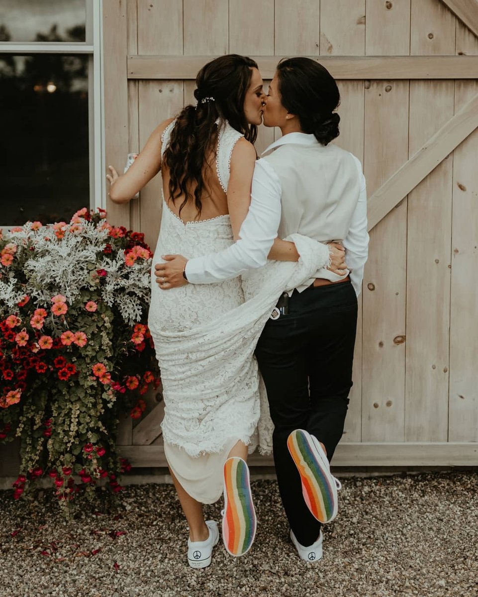WedBeautiful's tweet photo. @junebugweddings
.
#rePLANOLY https://t.co/QFVIrbDhVE