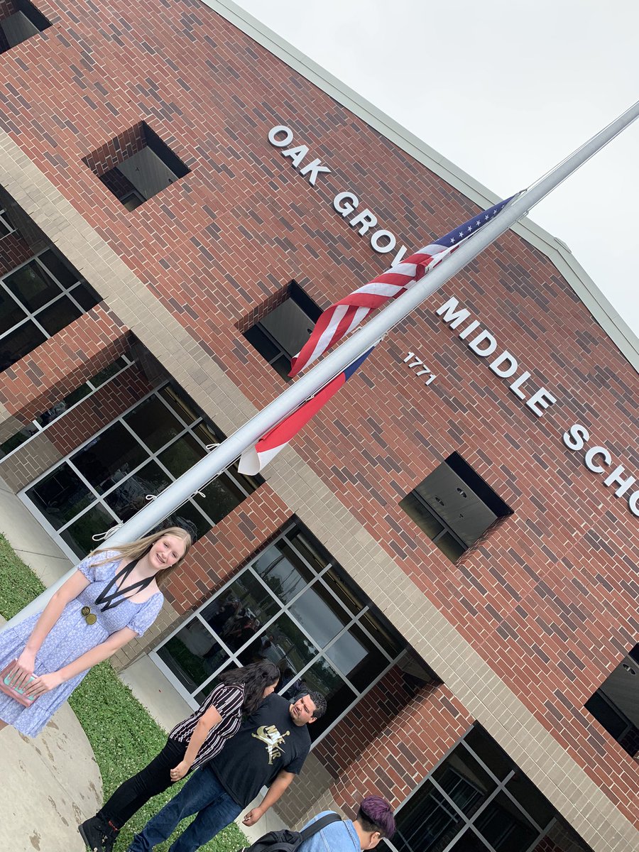 michele_gibble's tweet photo. Proud of our girl for finishing 8th grade with A honor roll, service award, and an ela award! Now on to oghs for class of 2026. https://t.co/OD2LmGr5Bh