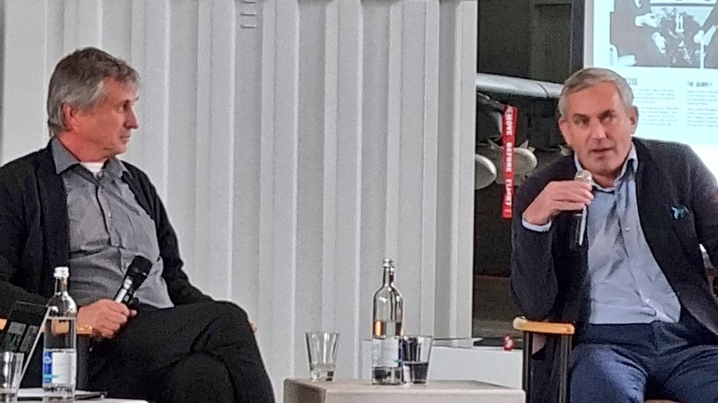 MHMGatow's tweet photo. Jürgen Danyel (@zzfpotsdam) und @wladimirkaminer im Zeitzeugengespräch im Hangar 3 des @MHMGatow #flig #fliegenimgrenzbereich https://t.co/iU65ssd36i