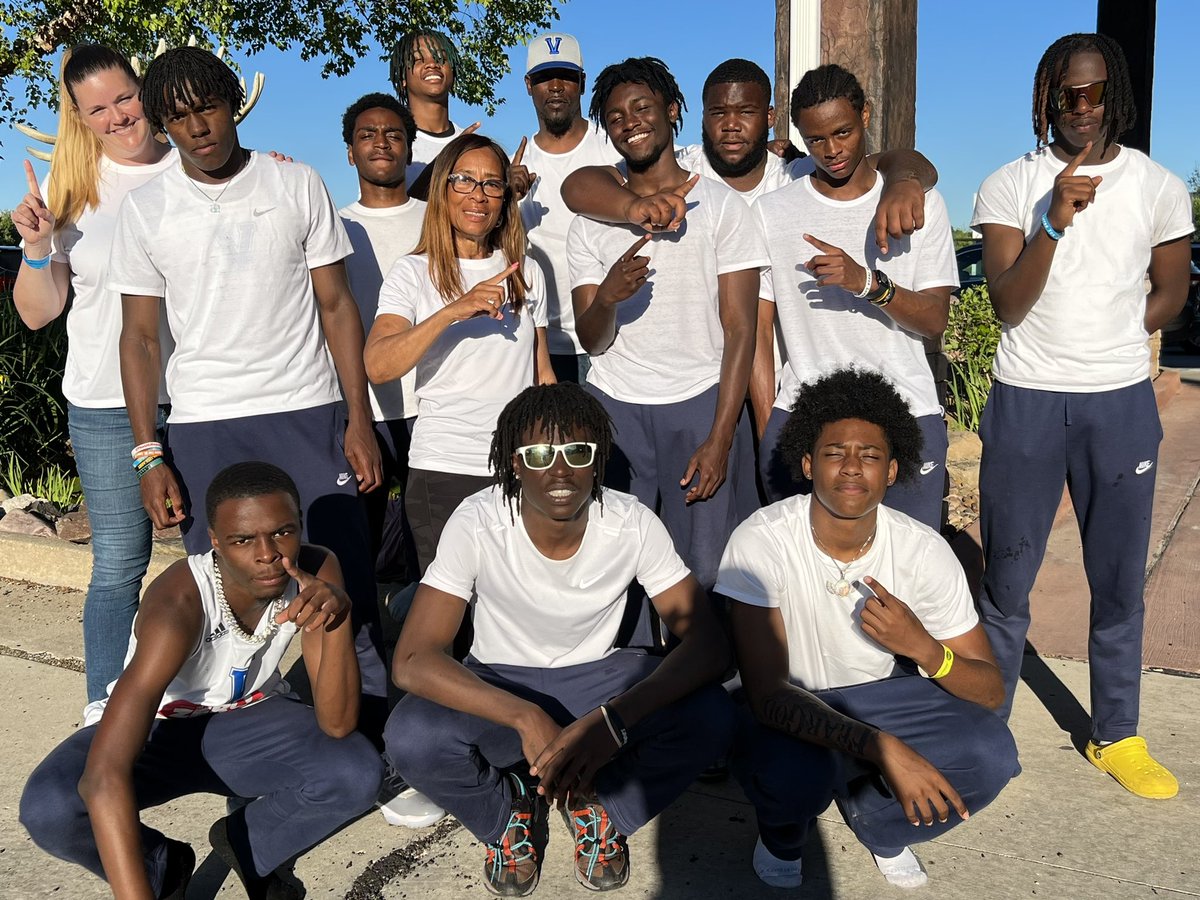 Vashon Football tweet media