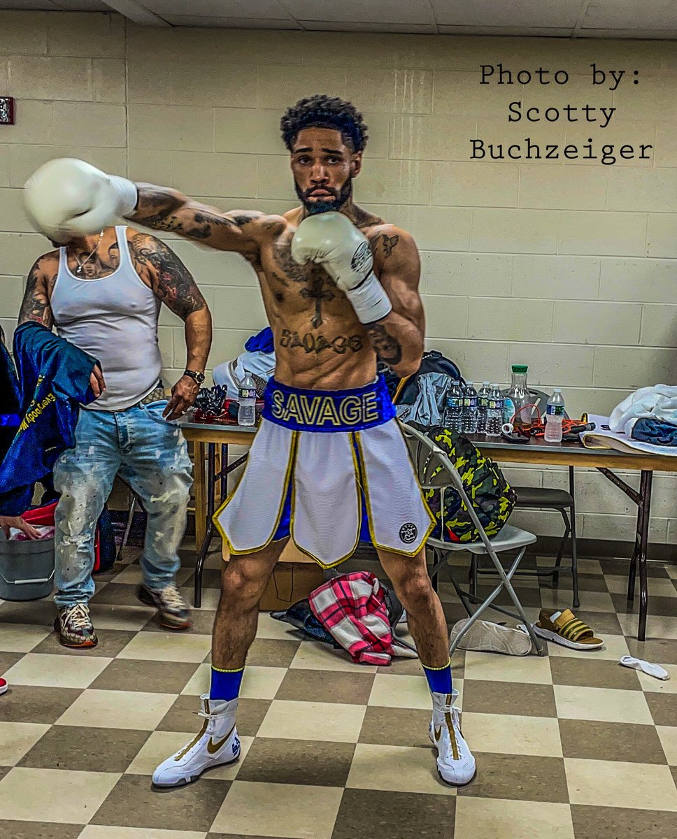ScottyMBuck's tweet photo. Let me introduce you to @SalitaProm number 1 up and coming prospect- Marlon “Savage” Harrington. The current 154 pound weight division is in trouble. Marlon just fought May 26th and is now 8-0- 7KOs. 

#Detroit #Boxing #UpAndComing #CementHands #DetroitBoxing #Prospect https://t.co/eneby18Y17