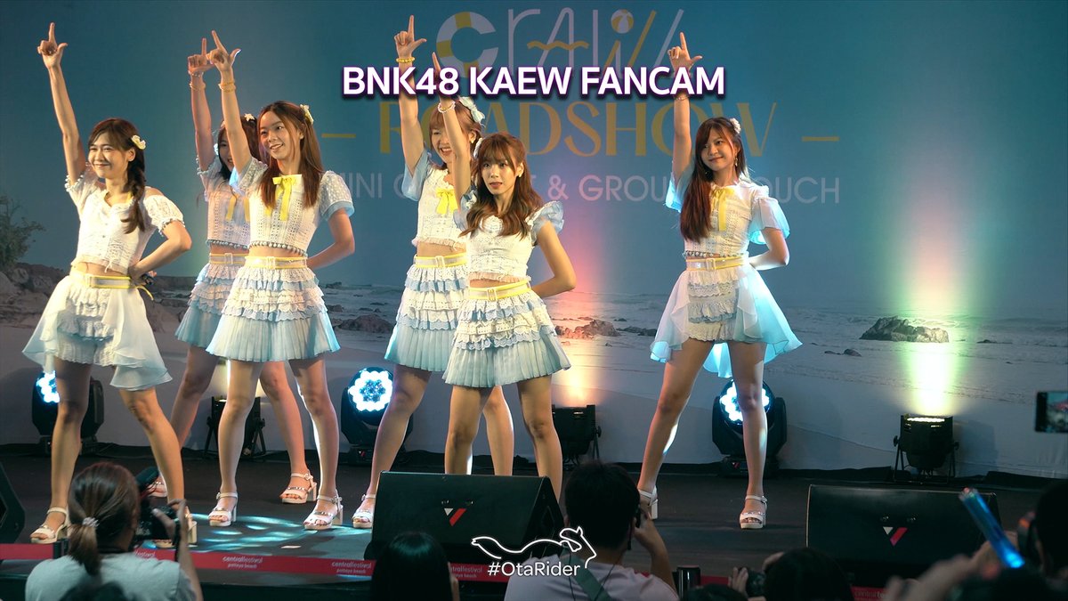 DeaOtaRider's tweet photo. FULLVDO https://t.co/sM92vEaThK
BNK48 Kaew[Fancam] - Sayonara Crawl @ CentralPattaya Roadshow 2022.5.28 🥹😍🥰🏍
#BNK48 #KAEWBNK48 #SayonaraCrawlTH_Roadshow
#SayonaraCrawlTH  #Otarider #โอตะนักบิด https://t.co/nEKLSqUg4t