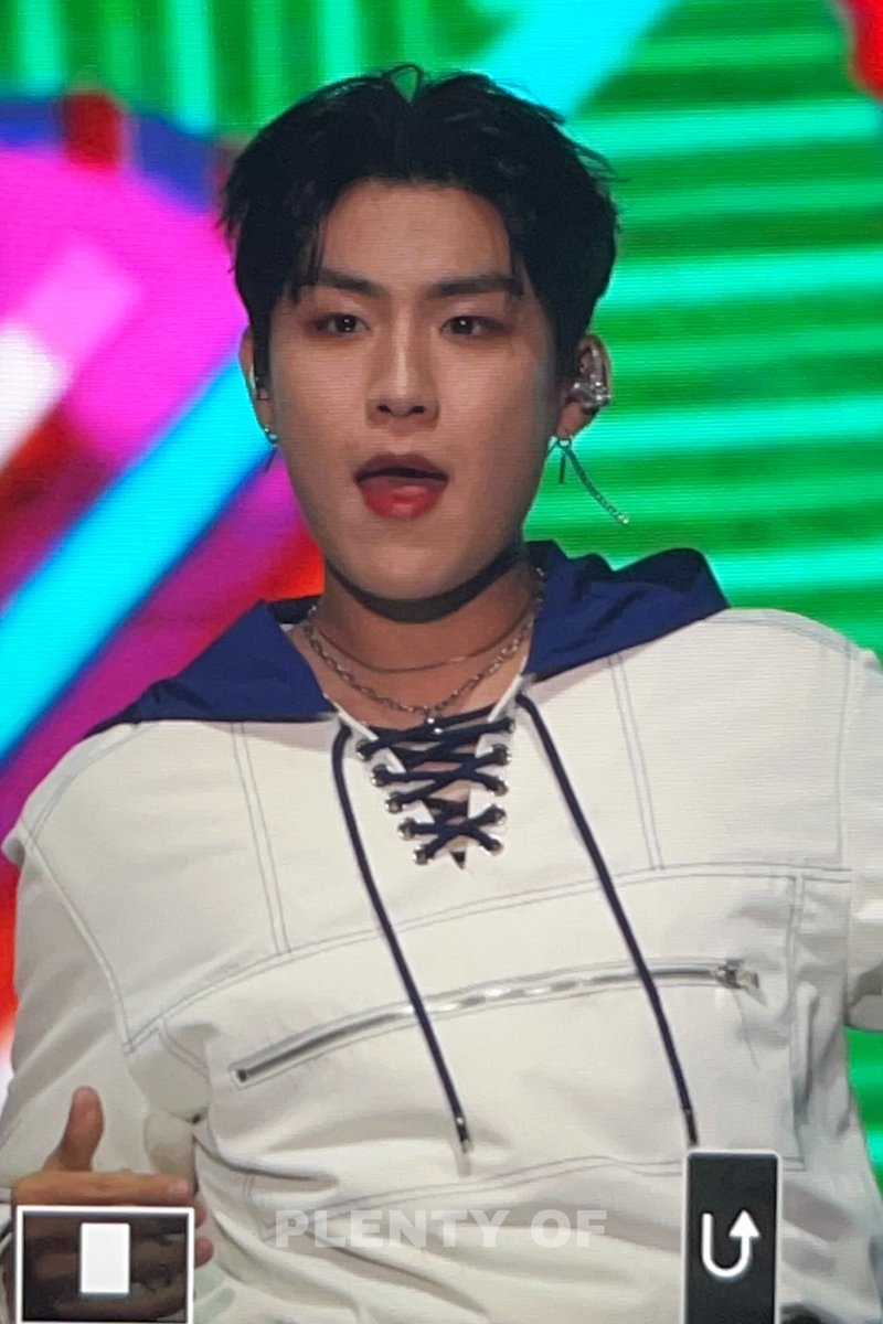 220528 서원밸리 그린콘서트
케이팝..... 좋은거였네....,,
#박우진 #PARKWOOJIN #AB6IX