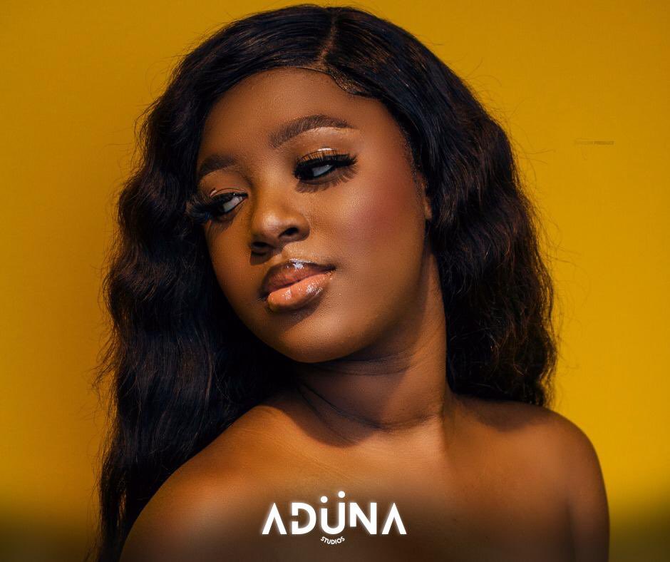 Ouooops 🍯❤️ @kay_jay_official <a href="/adunastudiosgm/">AdunaStudios</a> …..

@african_products_gambia 
For more info call or WhatsApp +220 535 0450..

#adunastudio #aduna #photography #videography #space #photoshoot #camera #corporate #outboost #thegambia #thesmilingcoast #rivergambia