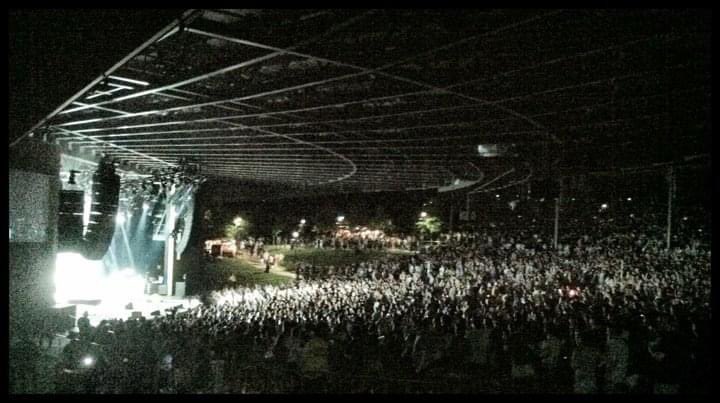 nycjamgal's tweet photo. We headed on down to Yasgur’s farm to join in a rock ‘n’ roll band &amp; set our souls free✨Tweezer to begin and end! Loving cup overfloweth. Happy 11:11 and 11-year anniversary of @phish at @BethelWoods. Who’s going back? #Ginteca #NumberLined #Makisupa house … house … house 1️⃣1️⃣ https://t.co/CnEMydzMnP