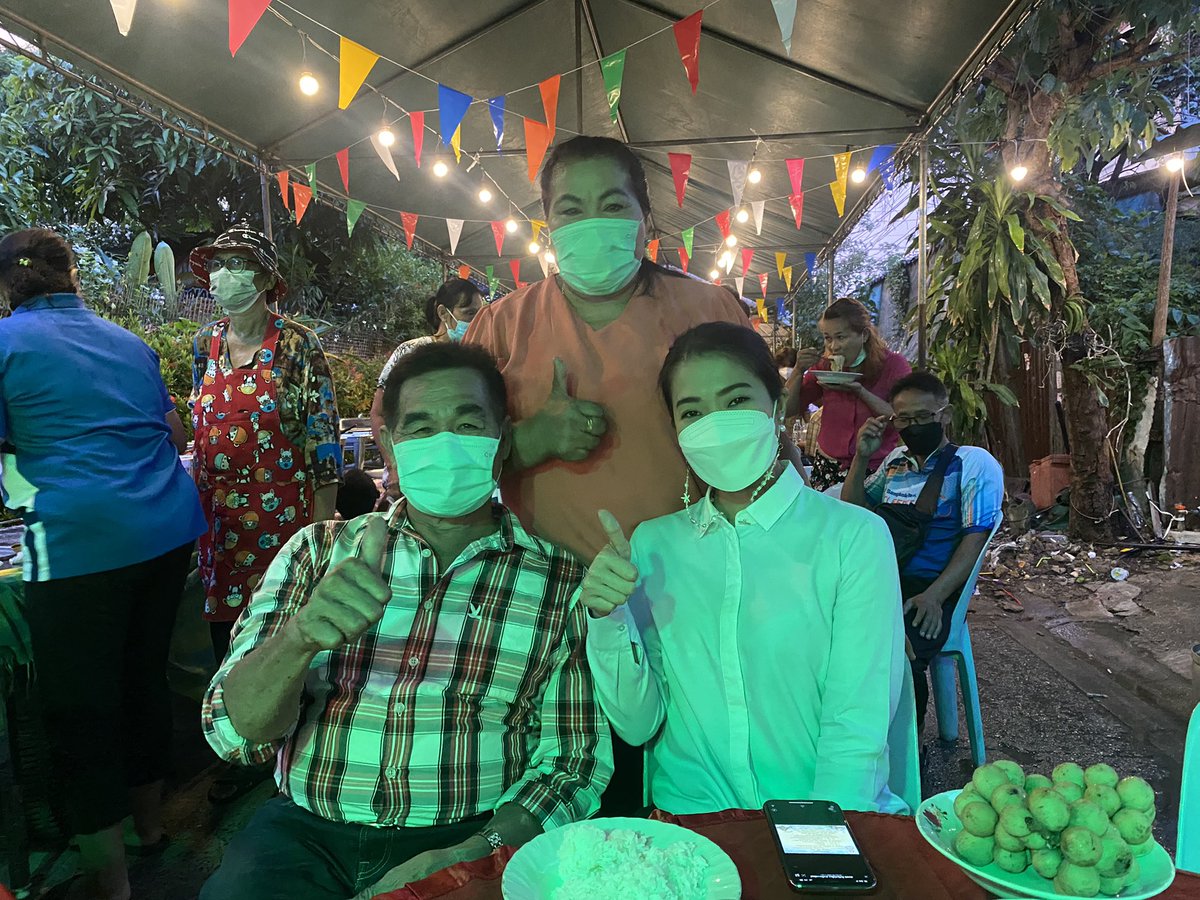 aim_theerarat's tweet photo. บวชนาคเคน ลูกชายนกฮูก ทีมรับส่งผู้ติดเชื้อโควิดไปรักษา ต่อเนื่องตั้งแต่เมษาปีที่แล้ว วันนี้บุตรชายตอบแทนคุณบิดามารดา บุพการี ตั้งใจศึกษาธรรมเล่าเรียน พี่อิ่มร่วมอนุโมทนาบุญใหญ่นี้ด้วย ให้คุณงามความดีส่งผลให้ครอบครัวนาคเคน นกฮูก บอย พบแต่ความสุข ความเจริญเทอญ… #Sathu #สสอิ่ม https://t.co/kjp3u5ta6i