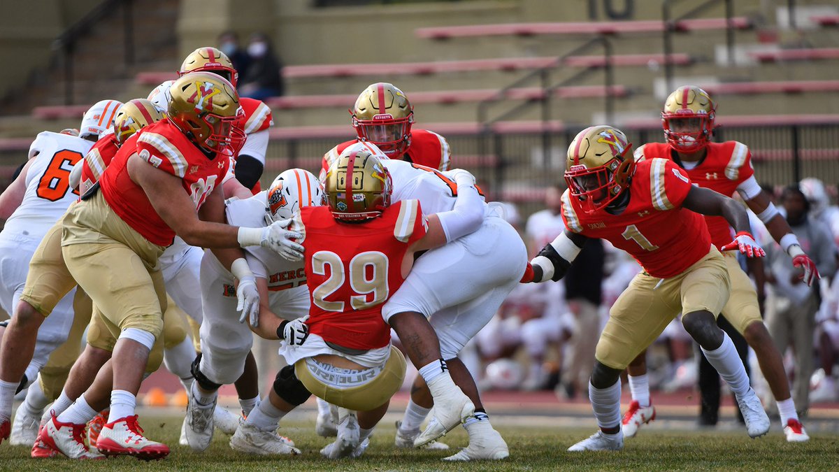 After a great visit, I’m blessed to receive an offer from Virginia Military Institute!❤️💛 <a href="/CoachSWach/">Scott Wachenheim</a> <a href="/CoachNickReveiz/">Coach Nick Reveiz</a> <a href="/coachwaites/">Denares Waites</a>