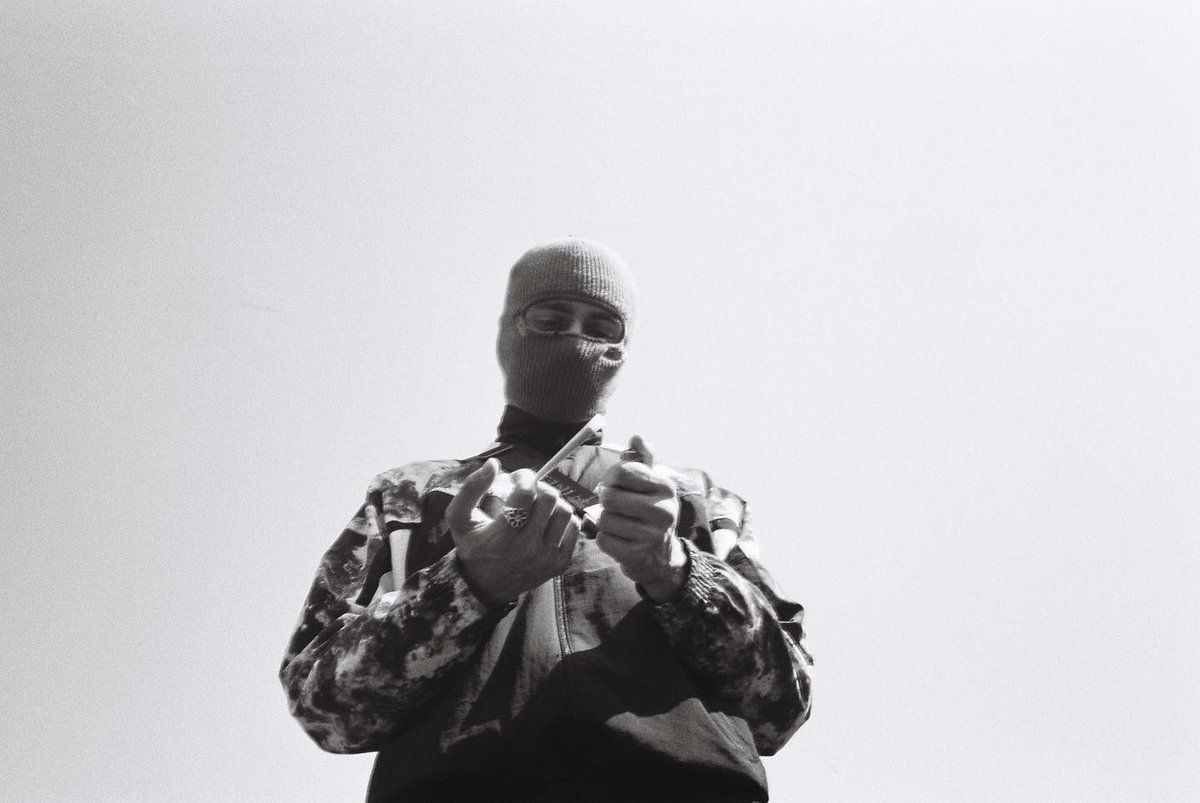 📸 <a href="/nightonearth_tv/">night on earth</a> 

nouveau clip dispo - lien en bio🏚