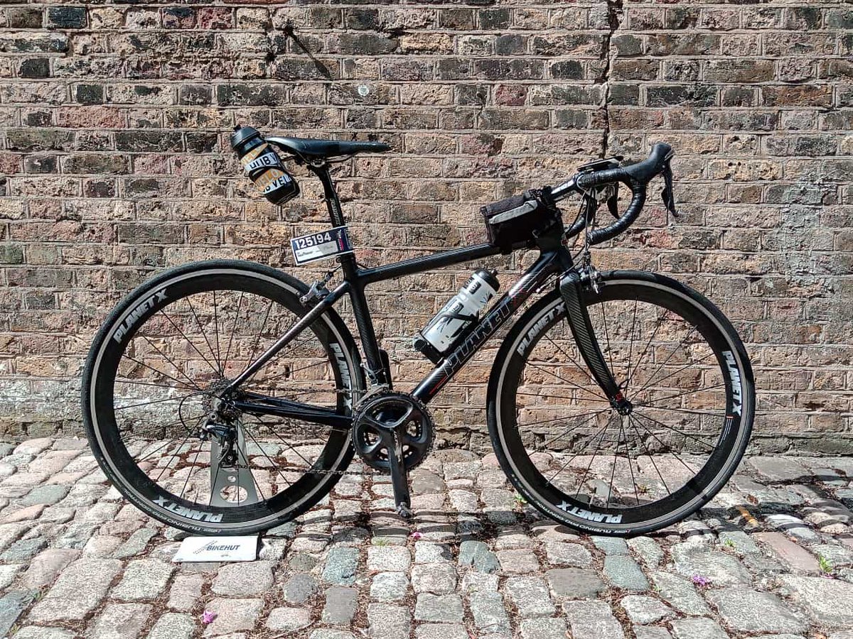 damiendebarra's tweet photo. Good luck to all doing the Ride London 100 tomorrow. See you there. https://t.co/5on76jSF20 https://t.co/7JTMqFFS5l