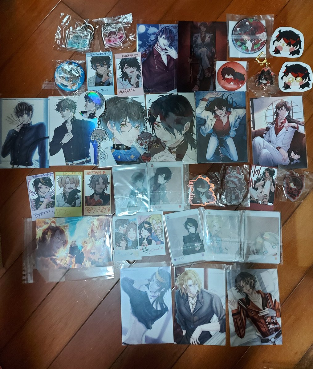 sojo86033163's tweet photo. I go to RG27 (Hong Kong) today
I buy many goods❤💙💜💛🧡
#Akurylic #kinded
#Ikenography #Quilldren
#Luxiem
#Noctyx
#VioletAtelier https://t.co/qTlzdKiaEs