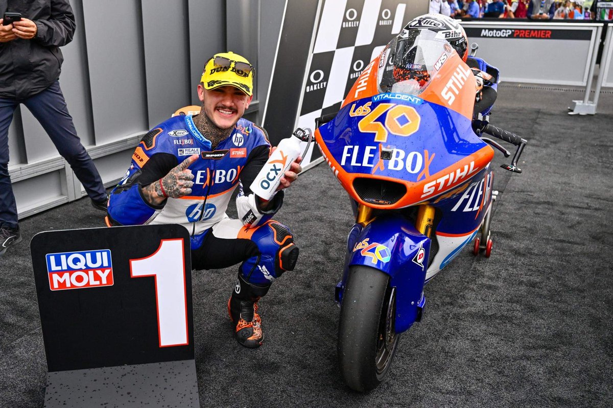 Fan Club Arón Canet tweet media